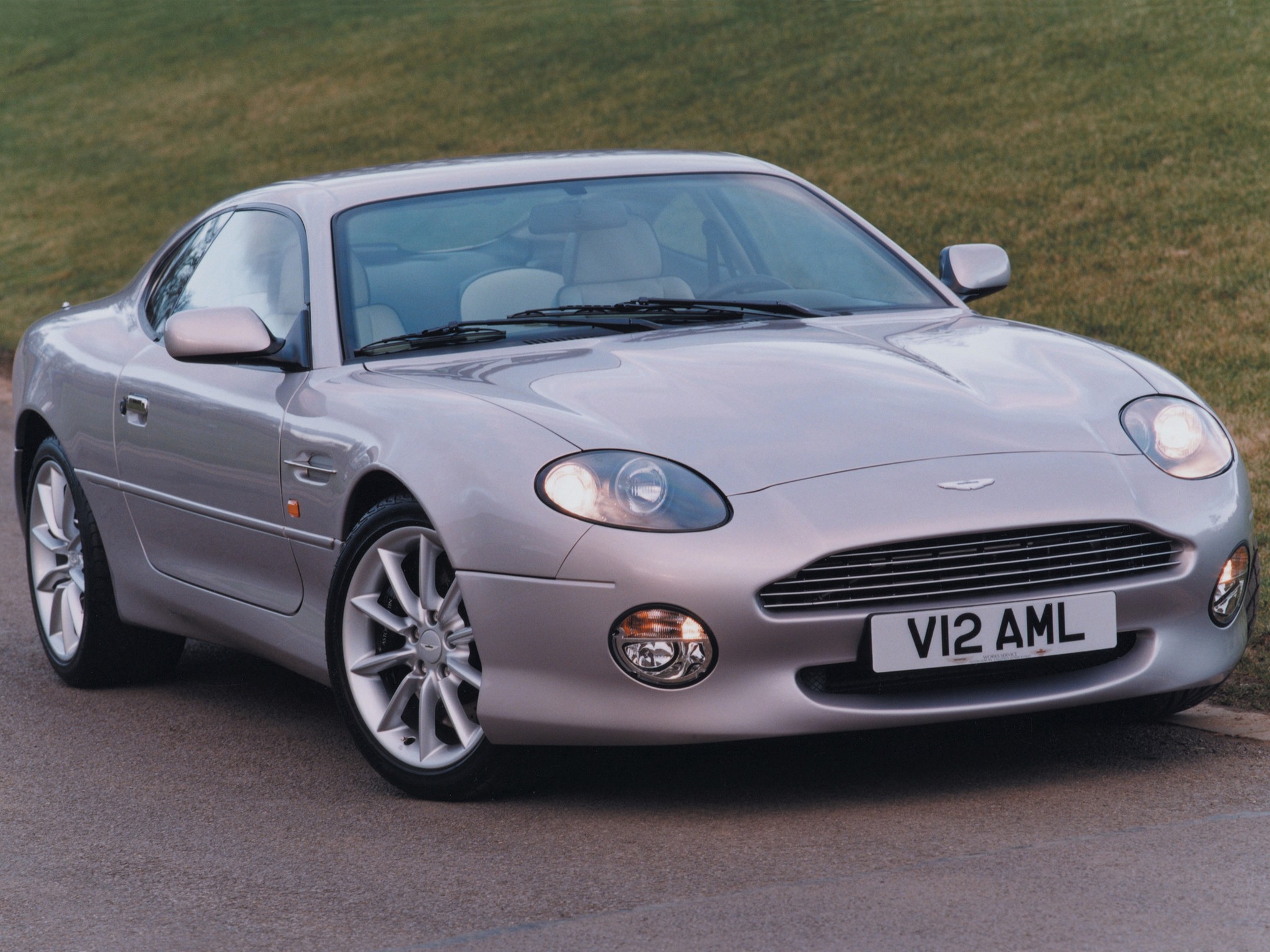 Aston Martin Db7 photo 16