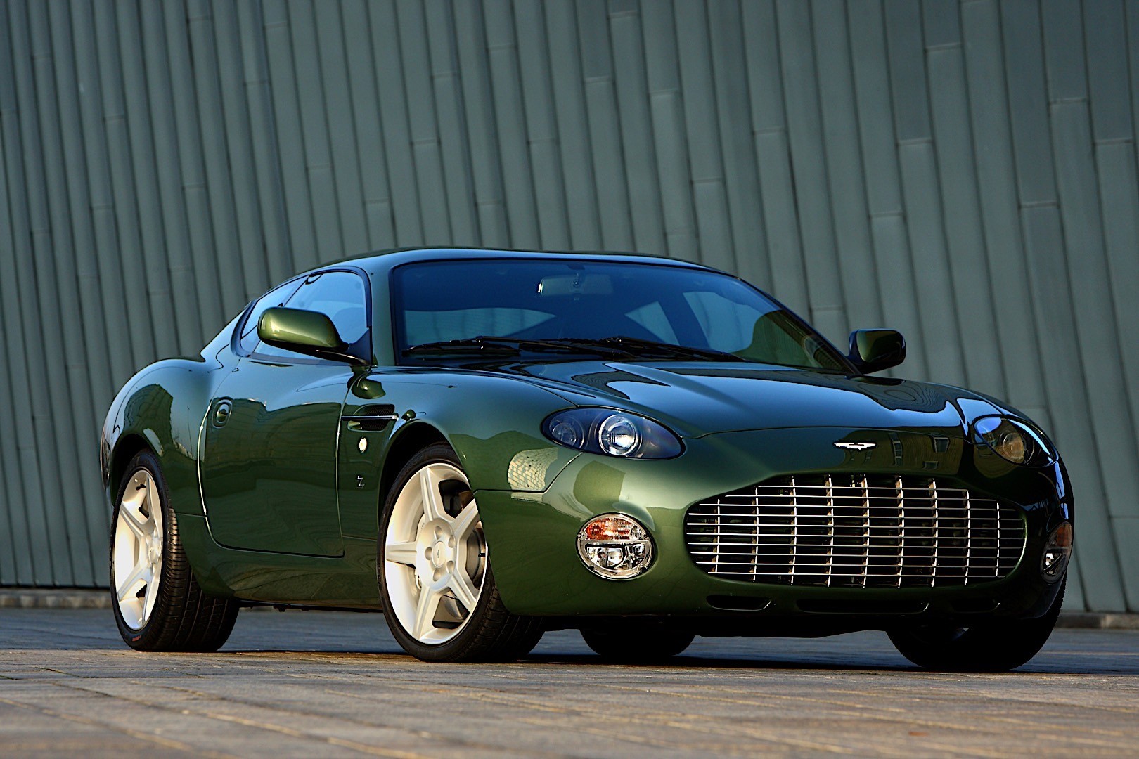 Aston Martin Db7 photo 7
