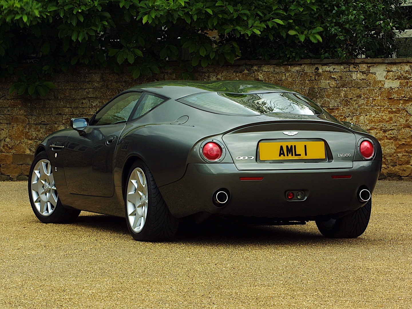 Aston Martin Db7 photo 9