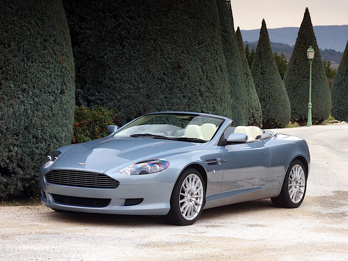 Aston Martin Db9 Volante photo 15
