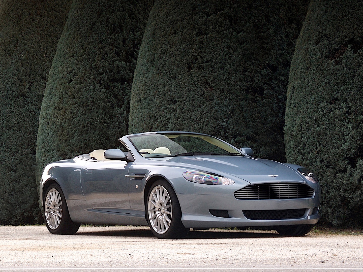 Aston Martin Db9 Volante photo 22