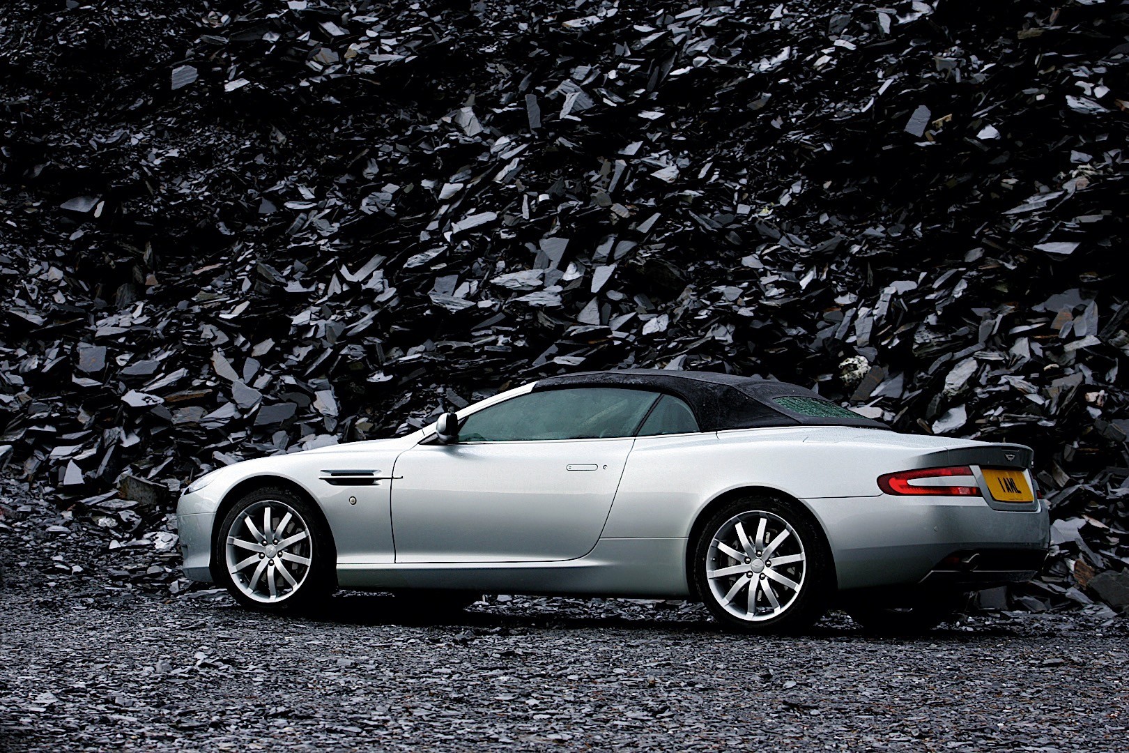 Aston Martin Db9 Volante photo 23