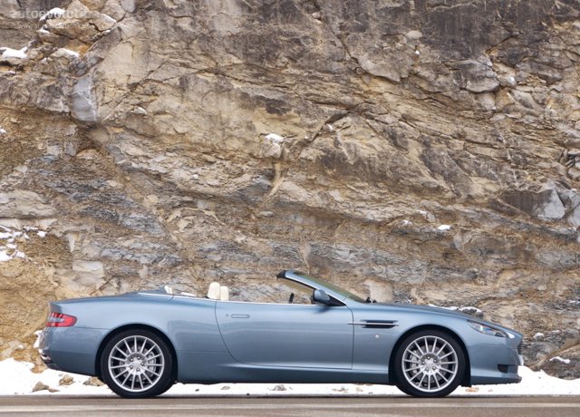 Aston Martin Db9 Volante photo 13
