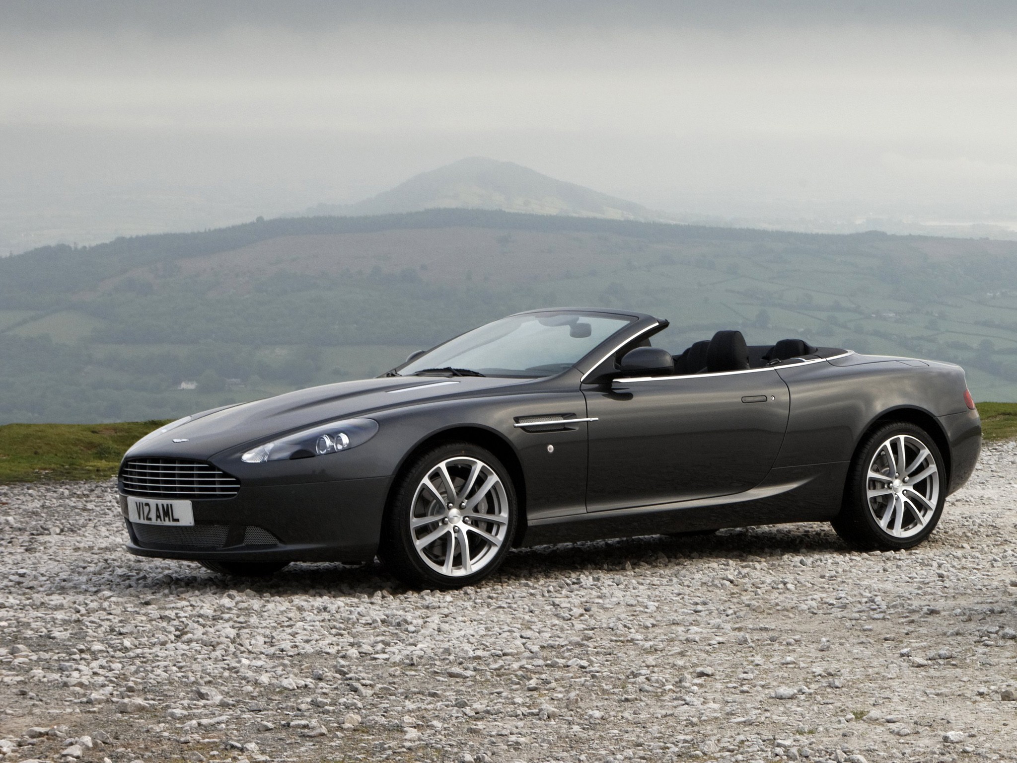 Aston Martin Db9 Volante photo 17