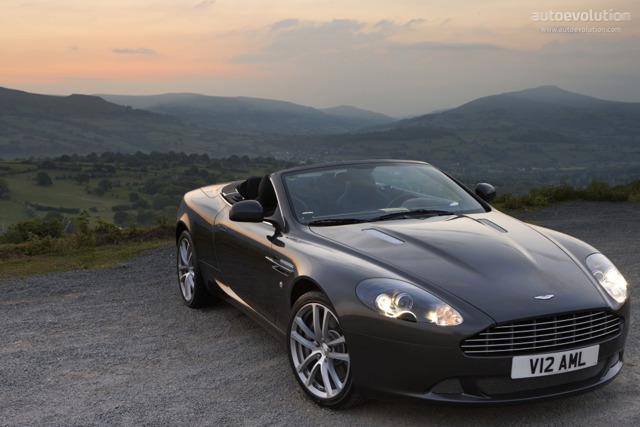 ASTON MARTIN DB9 Volante