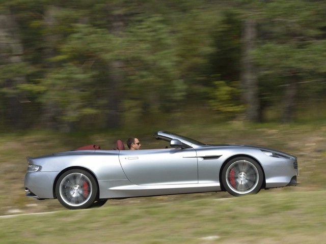 Aston Martin Db9 Volante photo 13