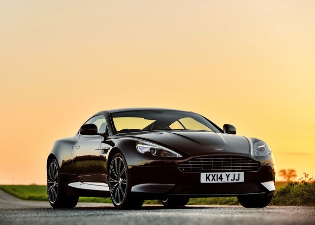 Aston Martin Db9 photo 3
