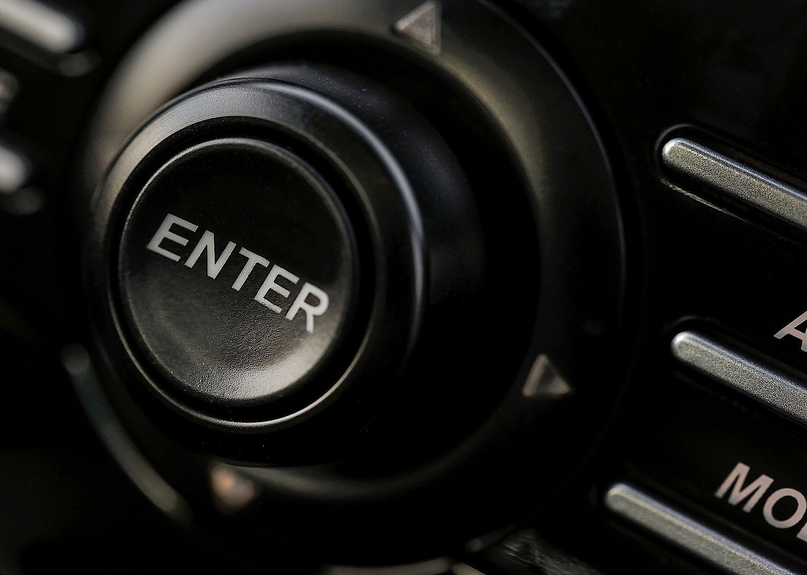 Aston Martin Db9 photo 23