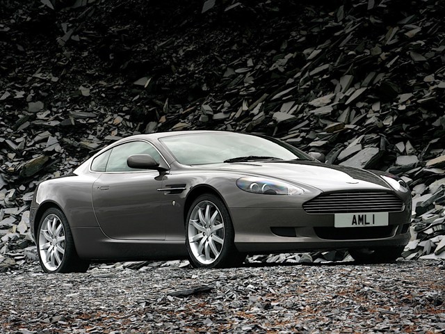 Aston Martin Db9 photo 12