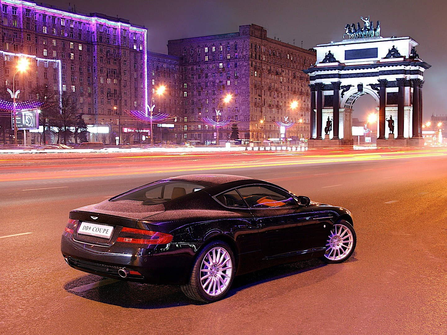 Aston Martin Db9 photo 20