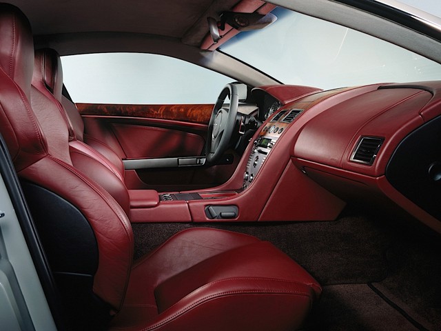 Aston Martin Db9 photo 38