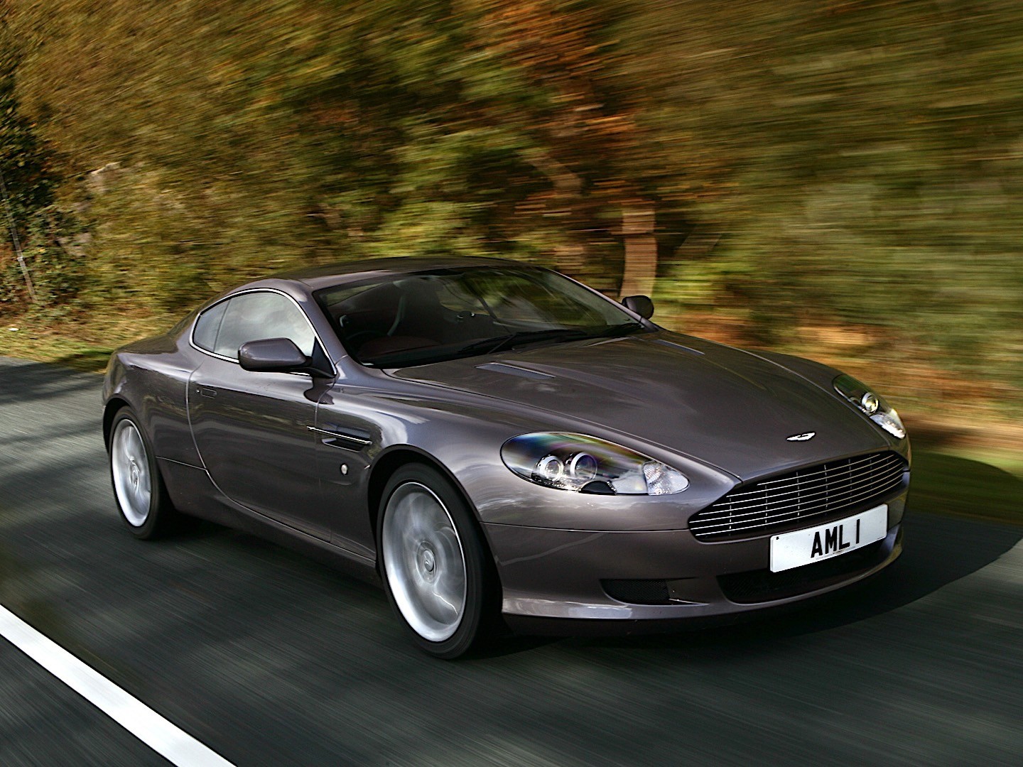 Aston Martin Db9 photo 32