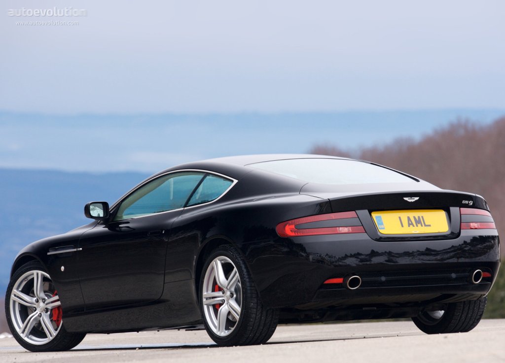 Aston Martin Db9 photo 7