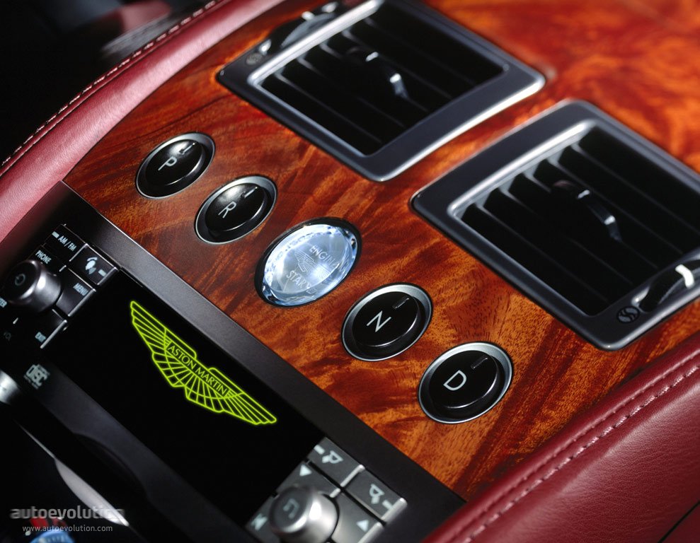 Aston Martin Db9 photo 35