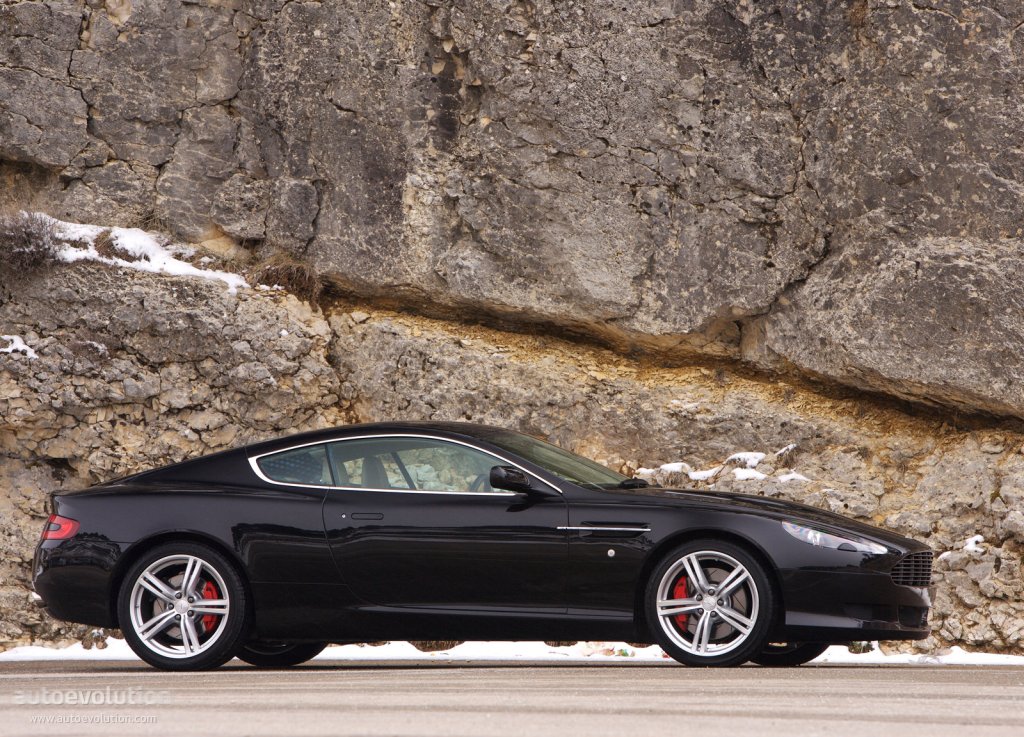 Aston Martin Db9 photo 5