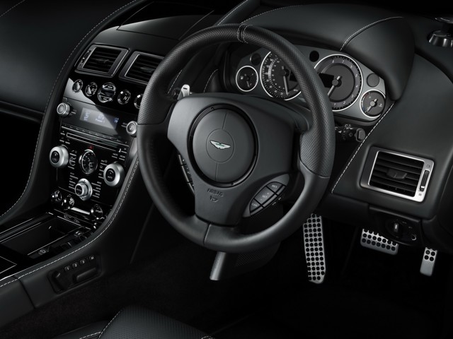 Aston Martin Db9 foto 28