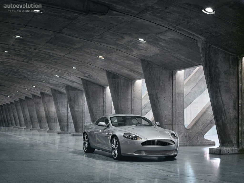 Aston Martin Db9 photo 14