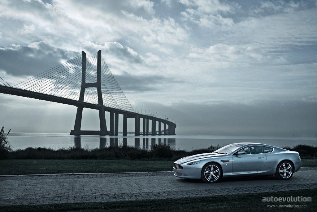 Aston Martin Db9 photo 15