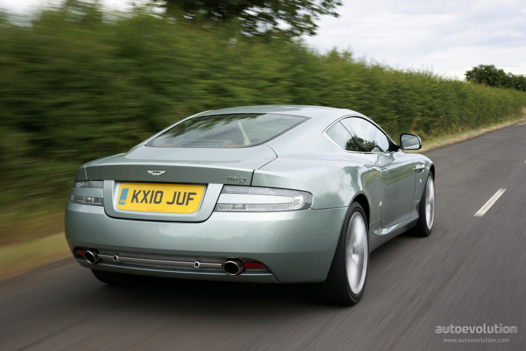 Aston Martin Db9 photo 2