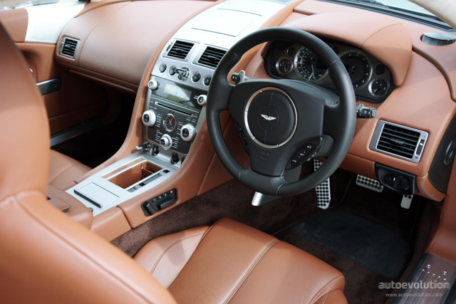 Aston Martin Db9 foto 23
