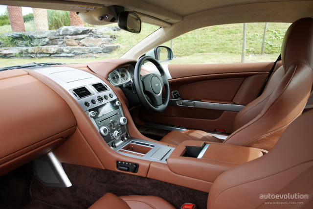 Aston Martin Db9 foto 24