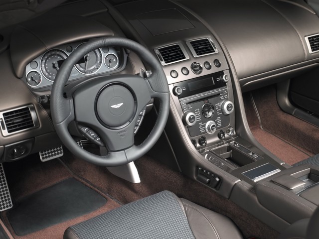 Aston Martin Dbs Volante photo 31