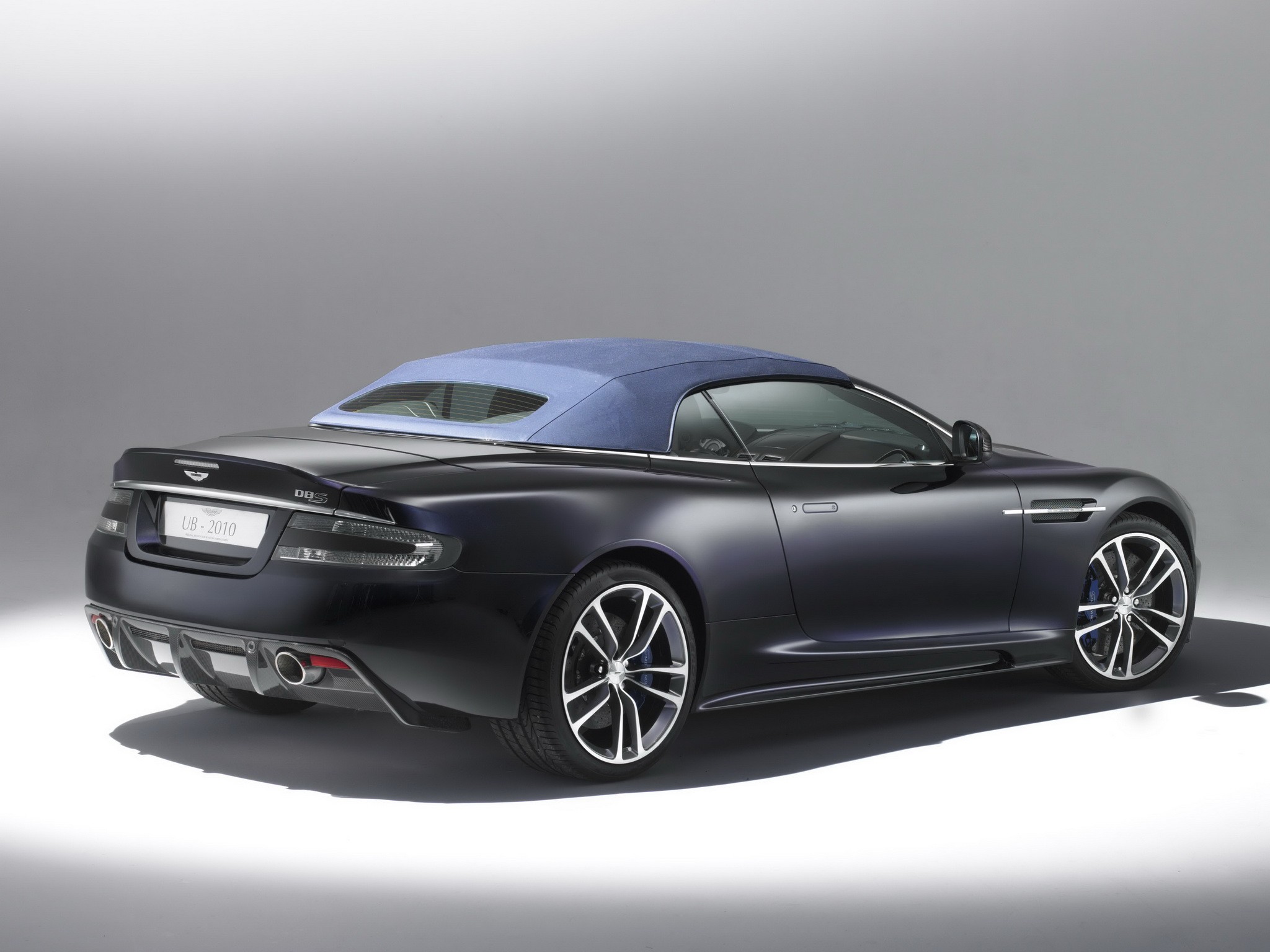 Aston Martin Dbs Volante photo 6