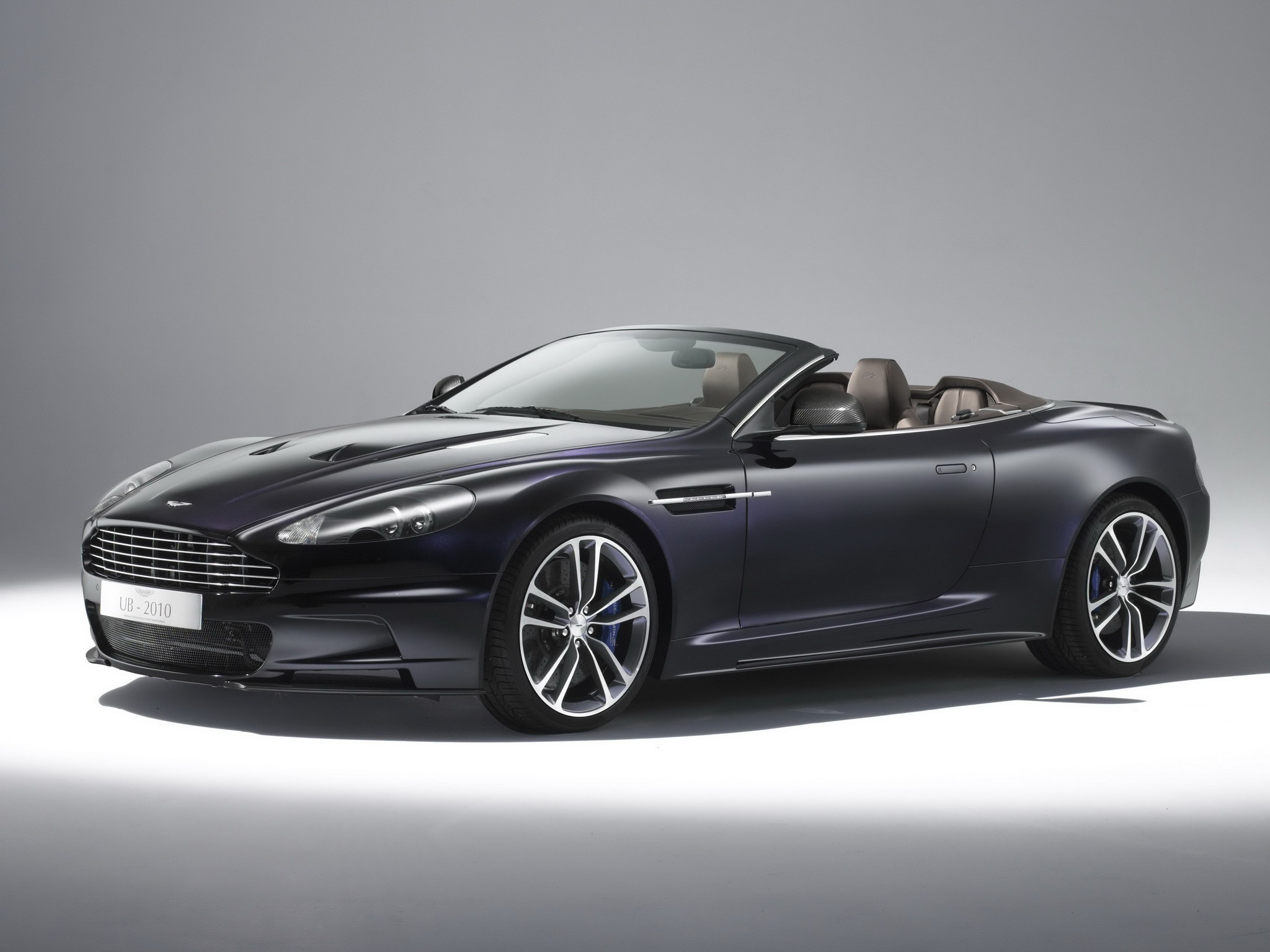 Aston Martin Dbs Volante photo 7