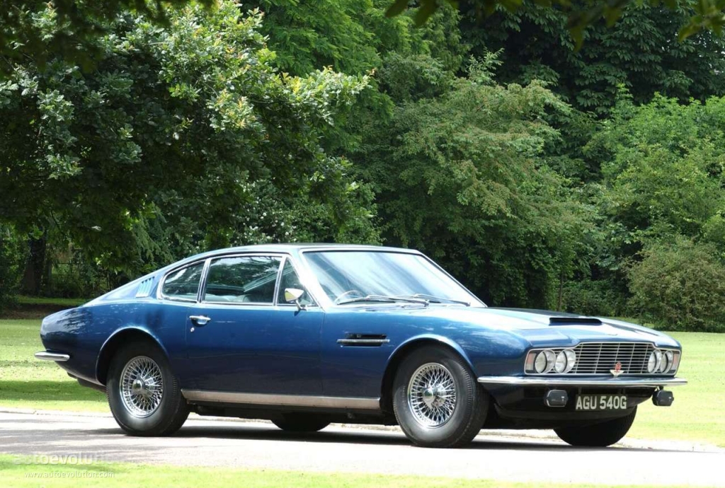 Aston Martin Dbs photo 2