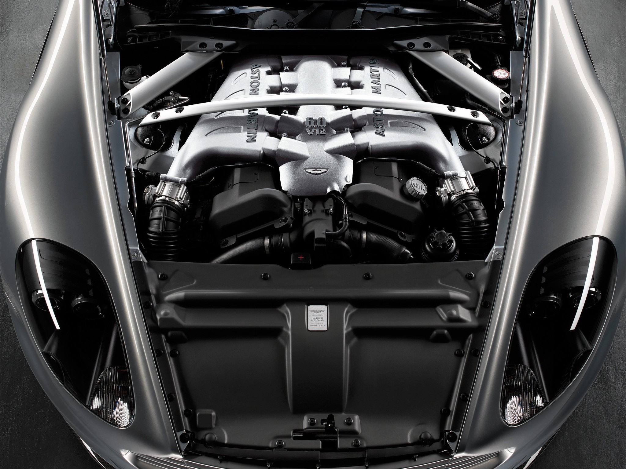 Aston Martin Dbs photo 61