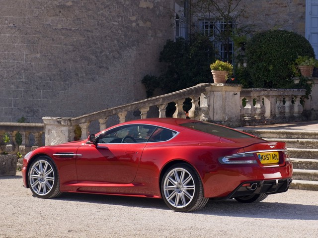 Aston Martin Dbs foto 15