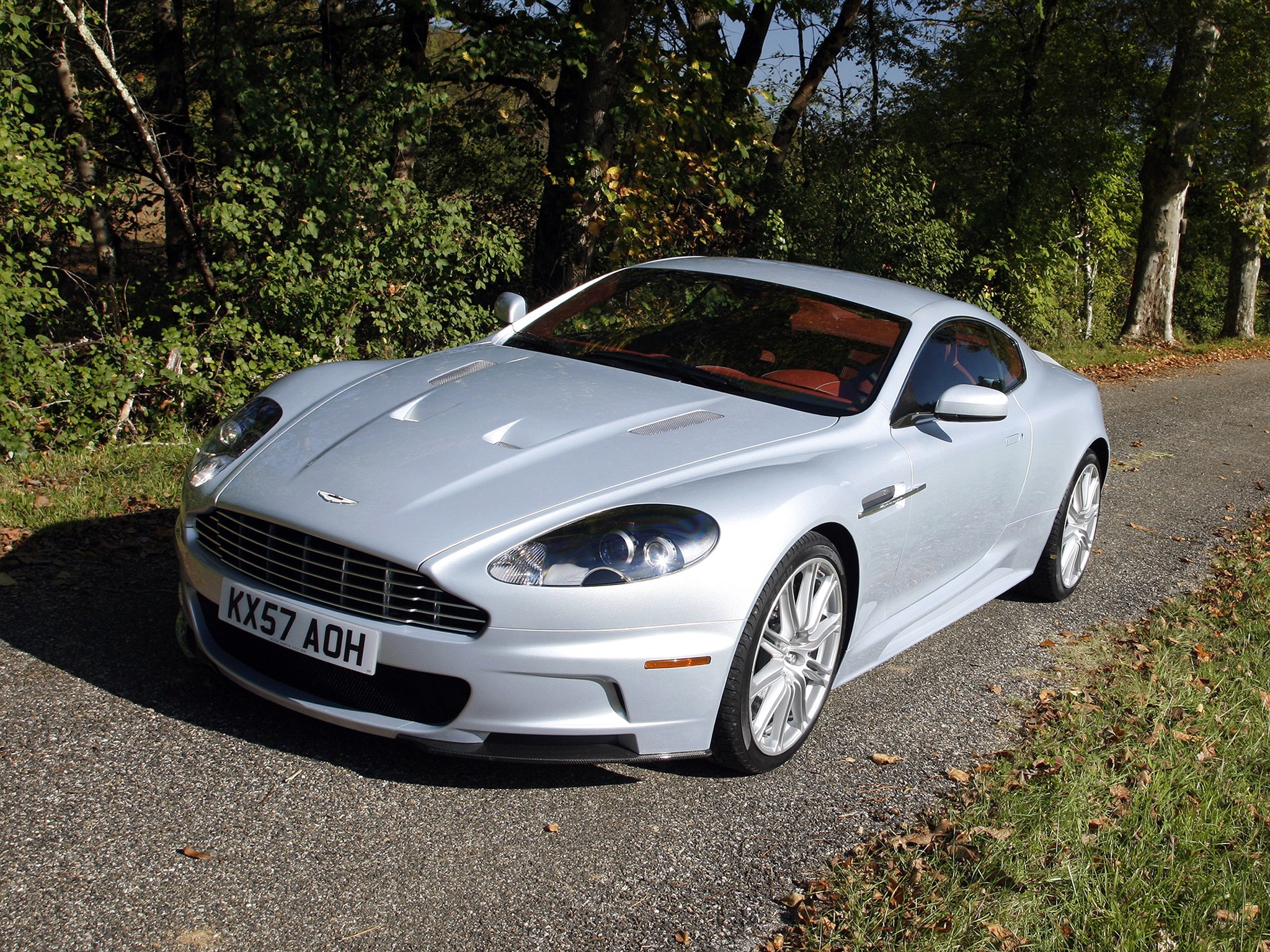 Aston Martin Dbs photo 23