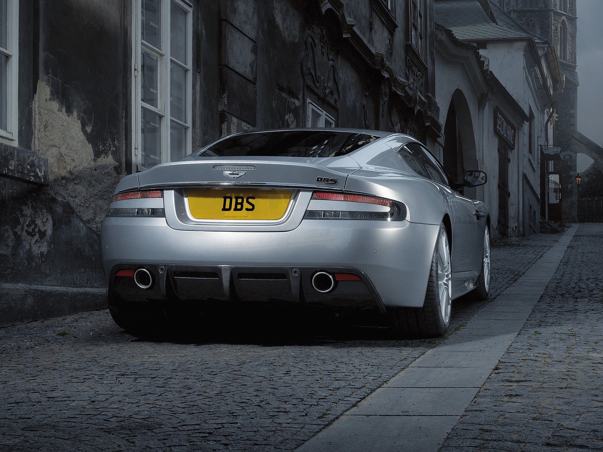 Aston Martin Dbs photo 28