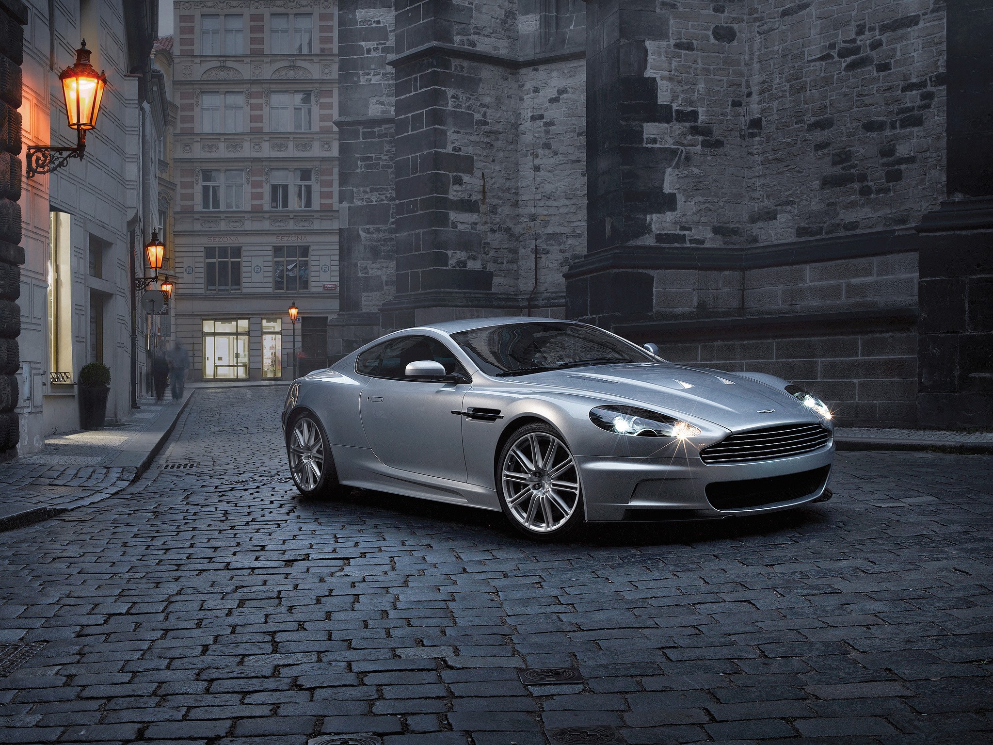 Aston Martin Dbs photo 36