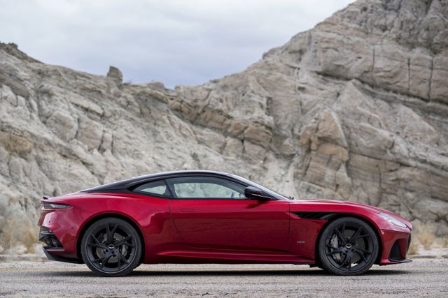 Aston Martin Dbs foto 12