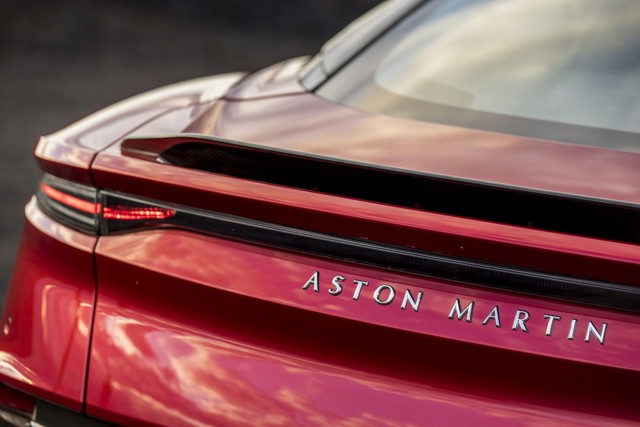 Aston Martin Dbs foto 14