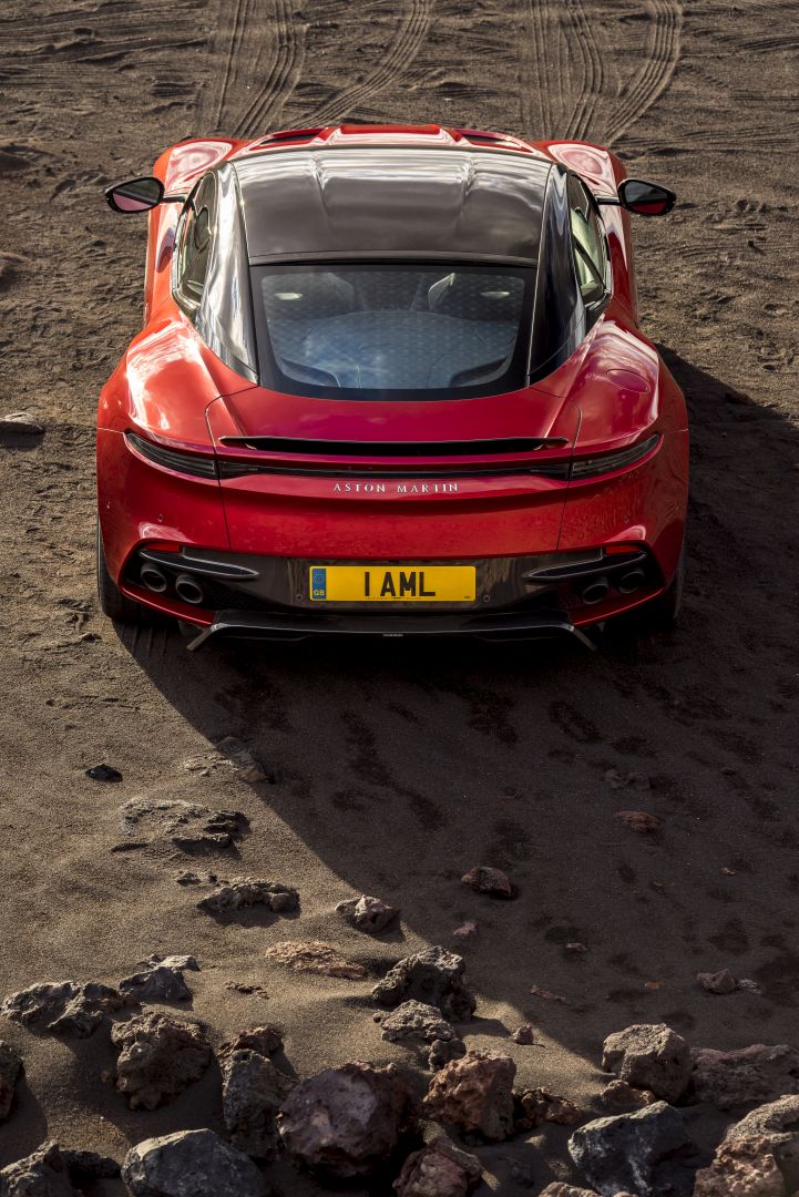 Aston Martin Dbs photo 19