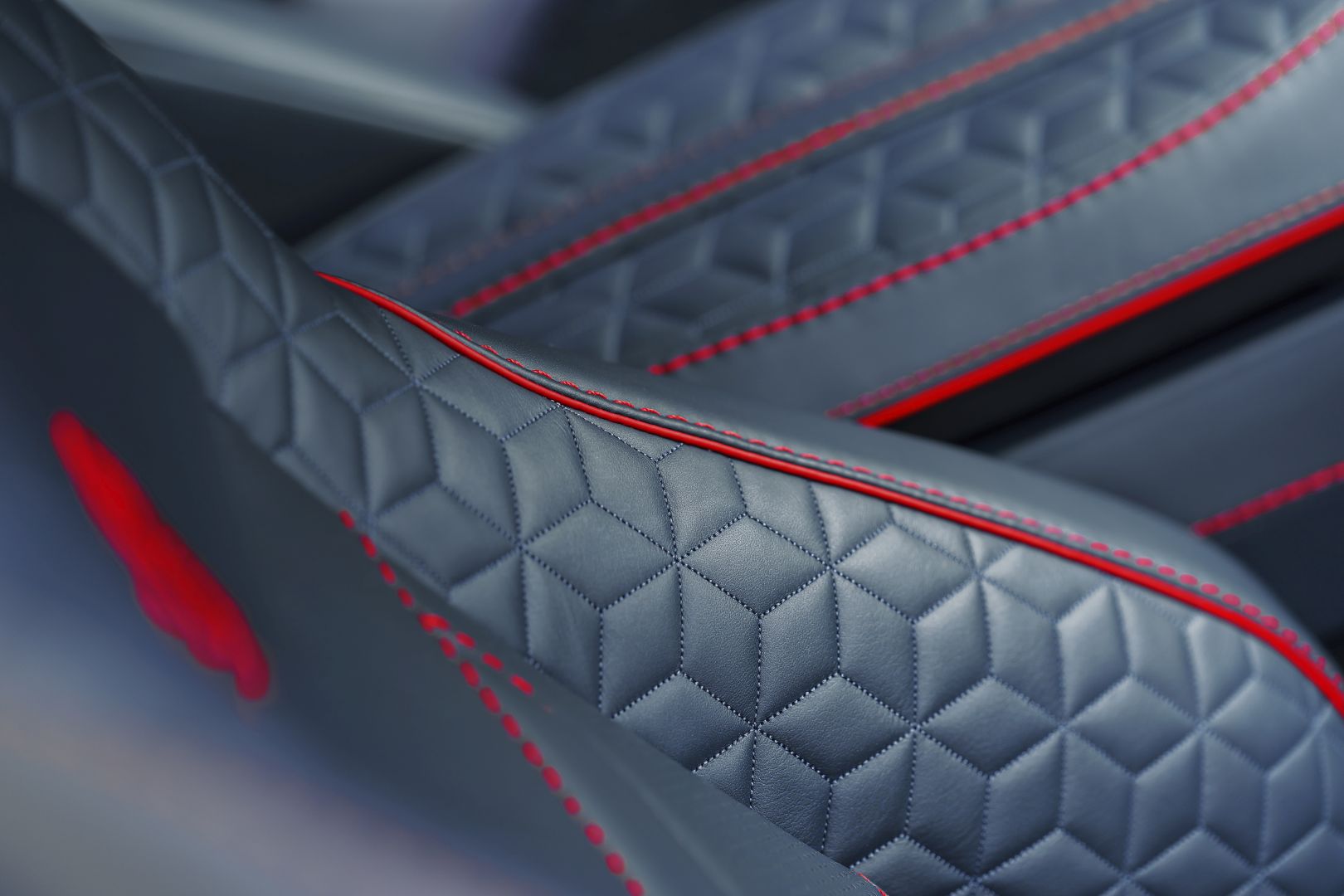 Aston Martin Dbs photo 29