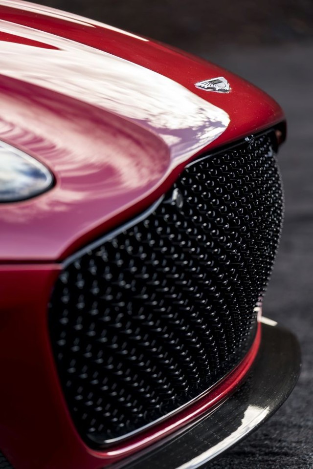 Aston Martin Dbs foto 3