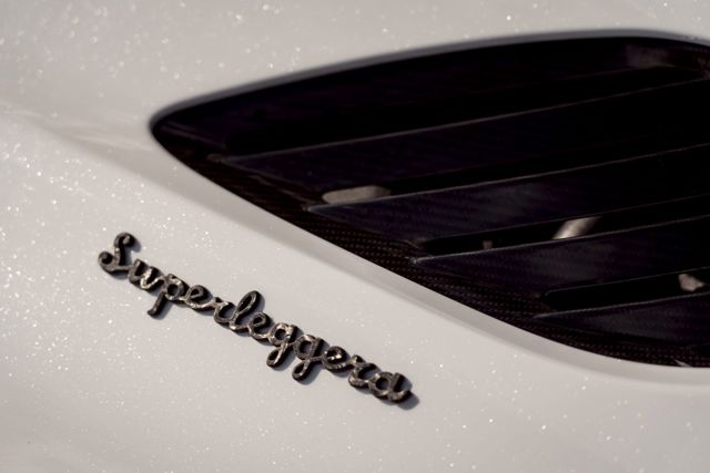 Aston Martin Dbs Foto 9