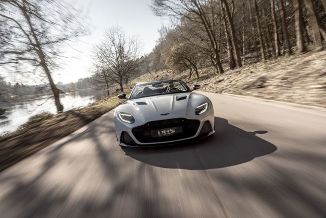 Aston Martin Dbs Foto 2