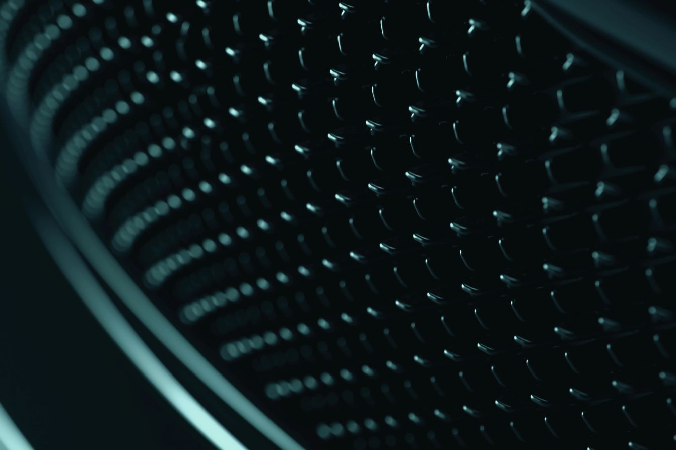 Aston Martin Dbs photo 17