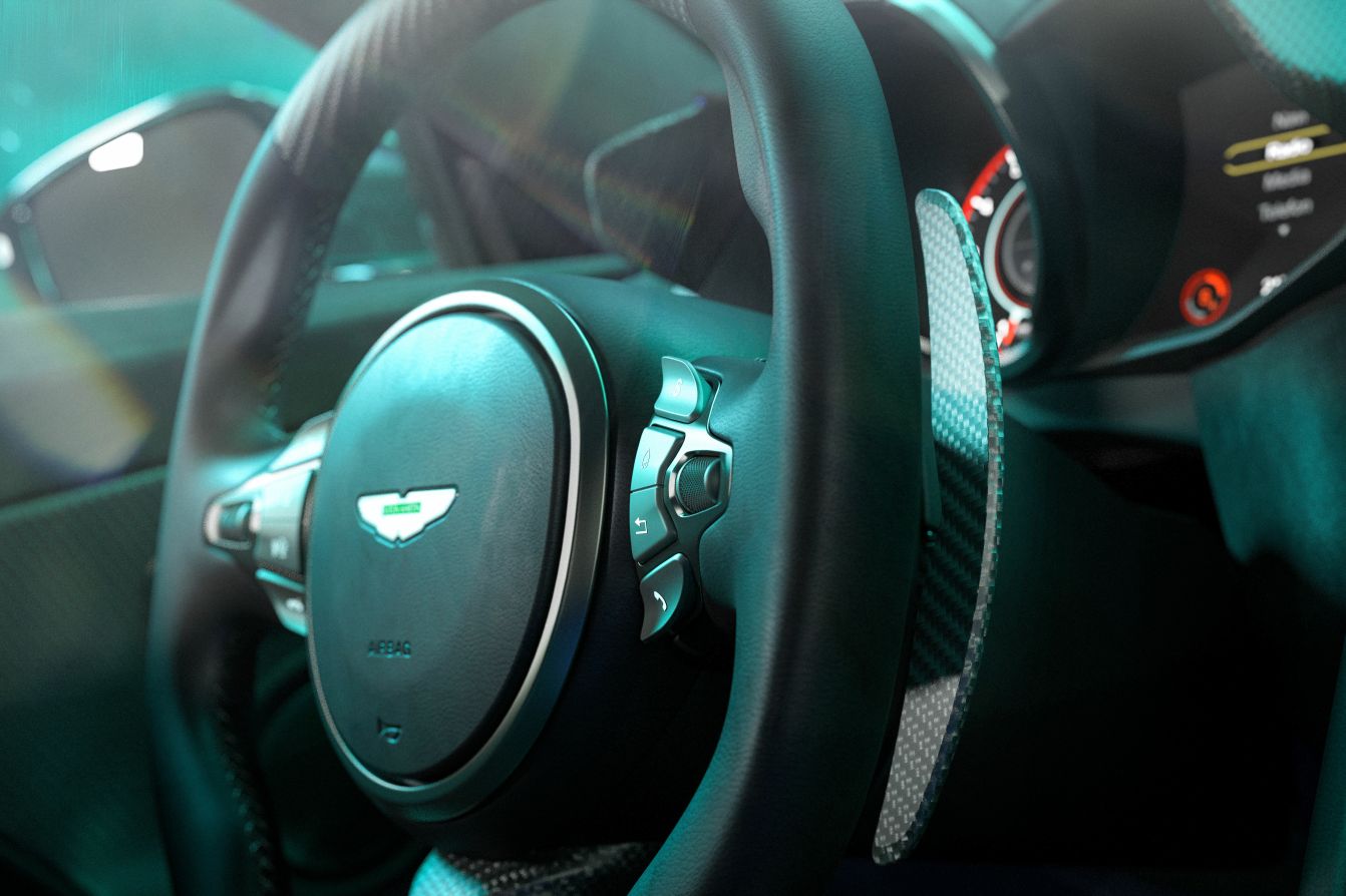 Aston Martin Dbs photo 23