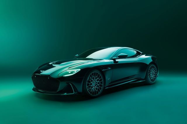 ASTON MARTIN DBS