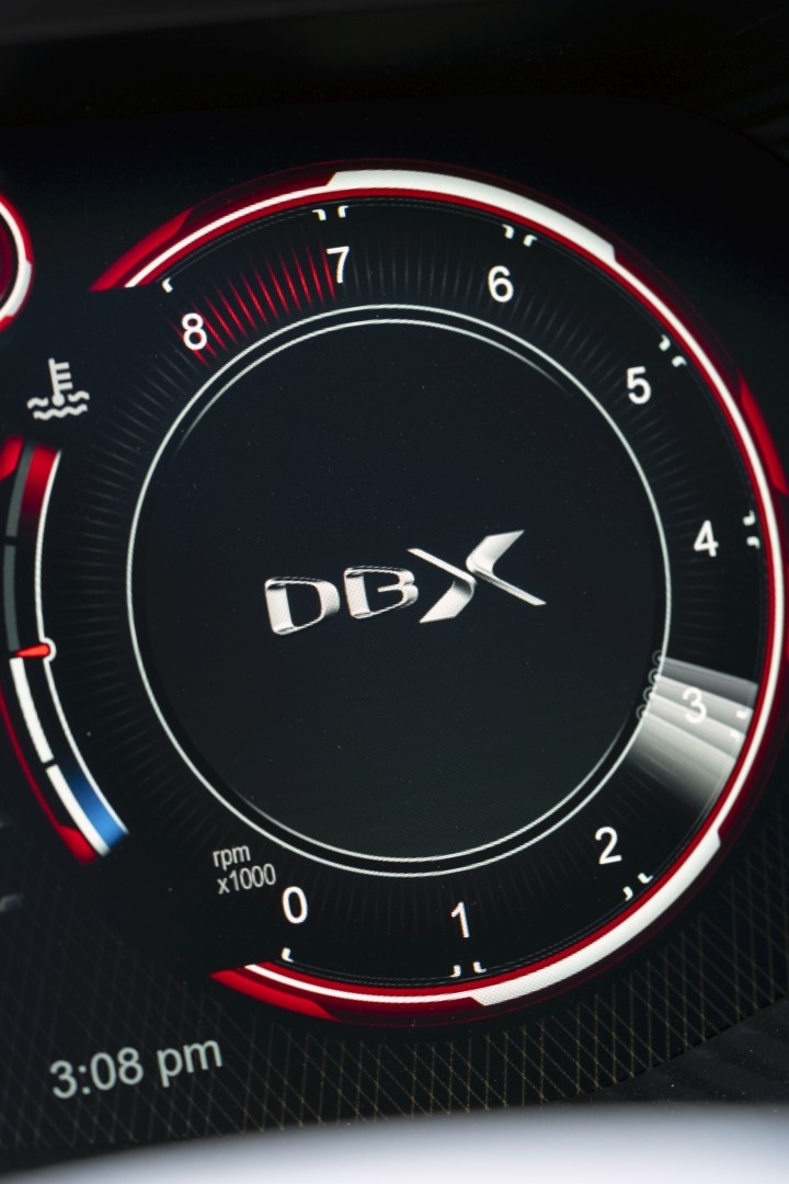 Aston Martin Dbx photo 273