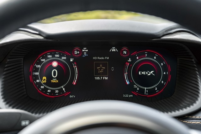Aston Martin Dbx photo 277