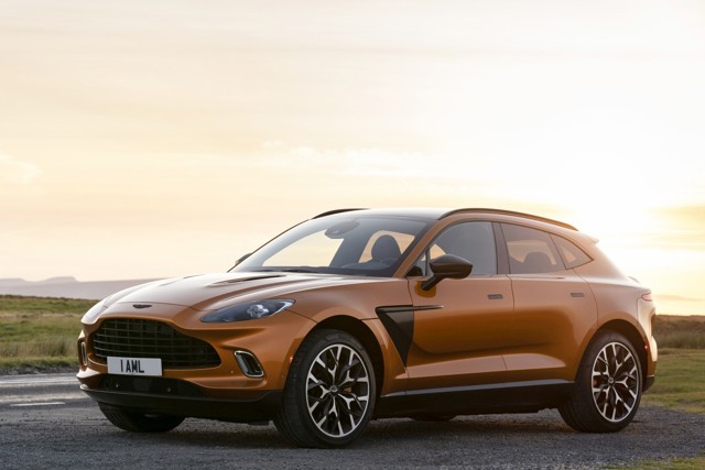 Aston Martin Dbx photo 95