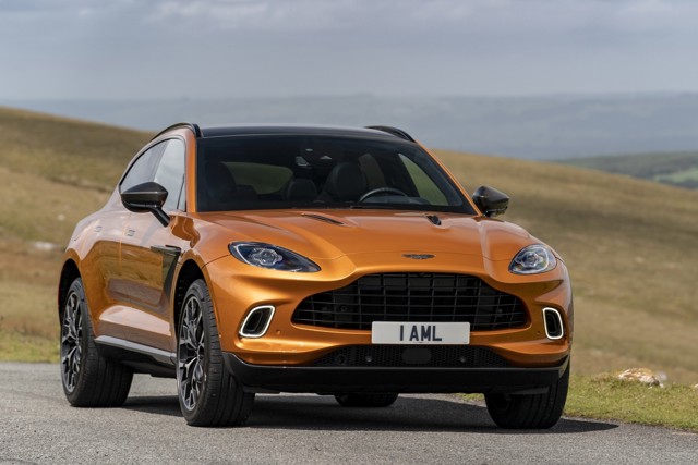 Aston Martin Dbx photo 109