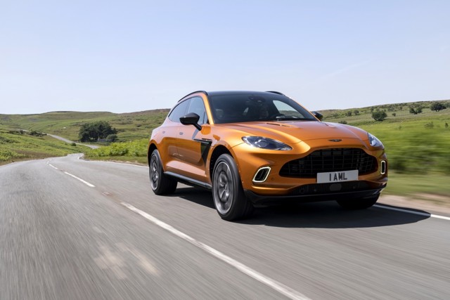 Aston Martin Dbx photo 130