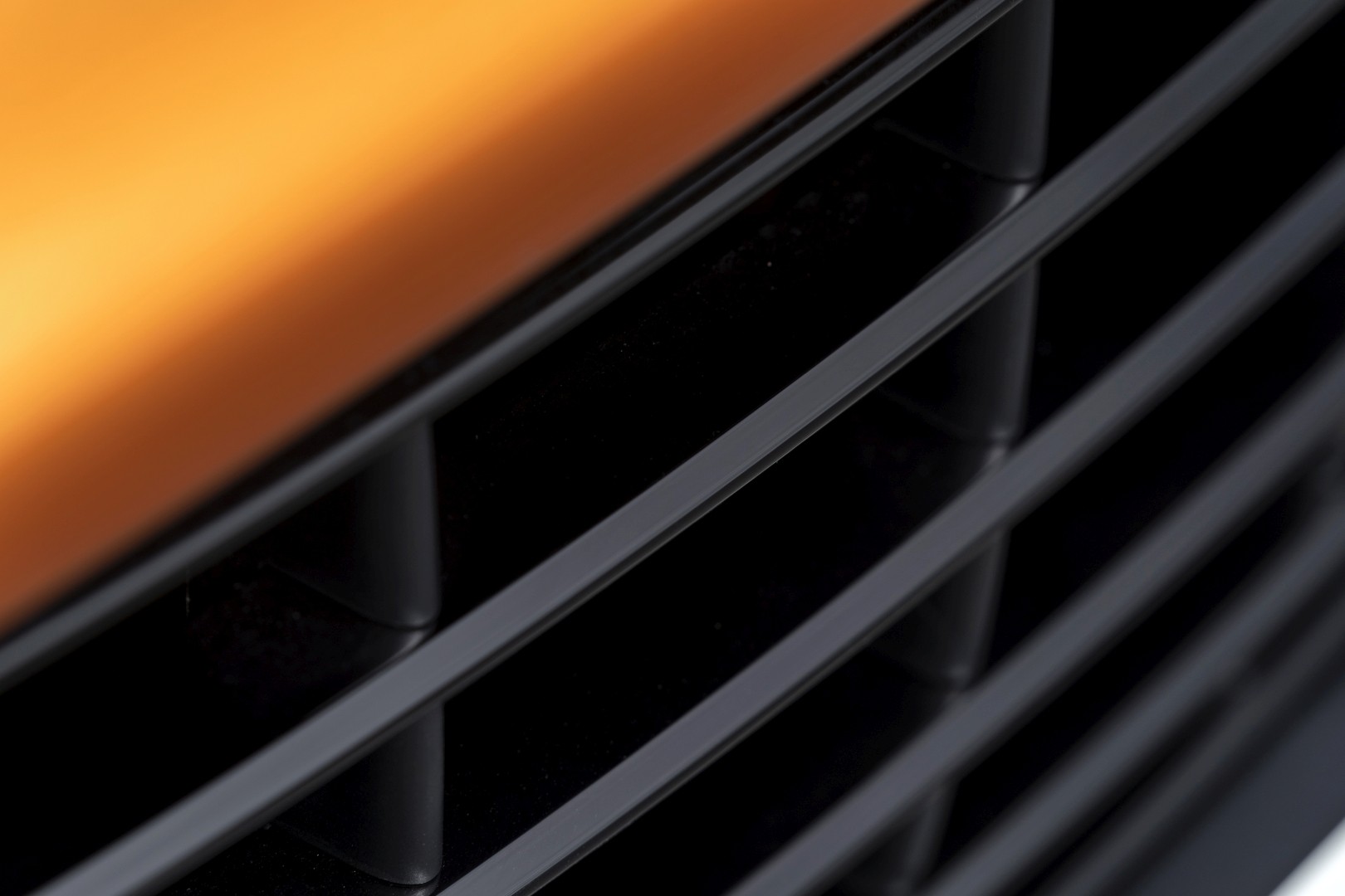 Aston Martin Dbx photo 149